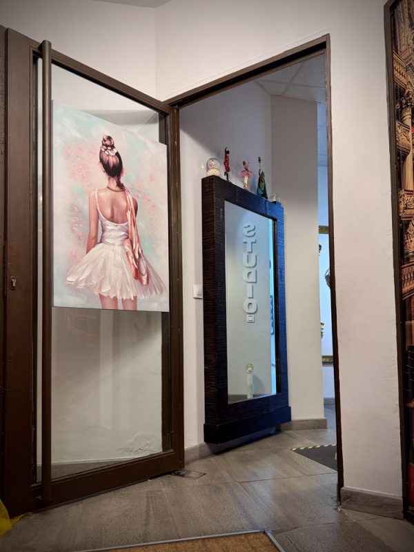 Estudio de danza en Linares, Academia de danza en Linares, Clases de danza en Linares, Escuela de danza en Jaén, Formación profesional en danza, Academia de baile en Linares, Clases de ballet en Linares, Escuela de danza clásica en Jaén, Danza contemporánea en Linares, Clases de flamenco para niños en Linares, Cursos de danza para adultos en Jaén, Formación en danza profesional en Jaén, Academia de ballet en la provincia de Jaén, Instalaciones para danza en Linares, Escuela de danza con suelo especial, Danza y salud en Jaén, Método profesional de enseñanza en danza, Espacios accesibles para bailar, ¿Dónde aprender danza en Linares?, Mejor academia de danza en Jaén, Clases de danza para principiantes en Linares, Curso intensivo de danza en Jaén, Horarios y precios de clases de danza en Linares, preparación para las pruebas de ingreso al Conservatorio Profesional de Danza, preparación para las pruebas del Conservatorio, instalaciones para danza en Linares, suelo especial para danza, academia de danza en Jaén, galas de danza en Linares, espectáculos de fin de curso, actuaciones de ballet y flamenco, formación en danza en Linares, clases de ballet en Jaén, preparación para conservatorio de danza, ballet para adultos, ballet en Linares, clases de ballet clásico en Jaén, introducción a la danza para niños y adultos, academia de ballet en Linares, técnicas de puntas en Linares, repertorio clásico de ballet en Jaén, clases de ballet avanzado en Linares, perfeccionamiento en ballet clásico, preparación pruebas conservatorio danza en Linares, clases para ingreso al Conservatorio Profesional de Danza en Jaén, academia de danza para acceso a conservatorios, formación profesional en danza Linares, ballet fitness en Linares, clases de ballet para adultos en Jaén, entrenamiento con ballet en Linares, bienestar físico y emocional a través del ballet, ballet contemporáneo en Linares, clases de danza moderna en Jaén, ballet musical para todas las edades, expresión artística a través de la danza