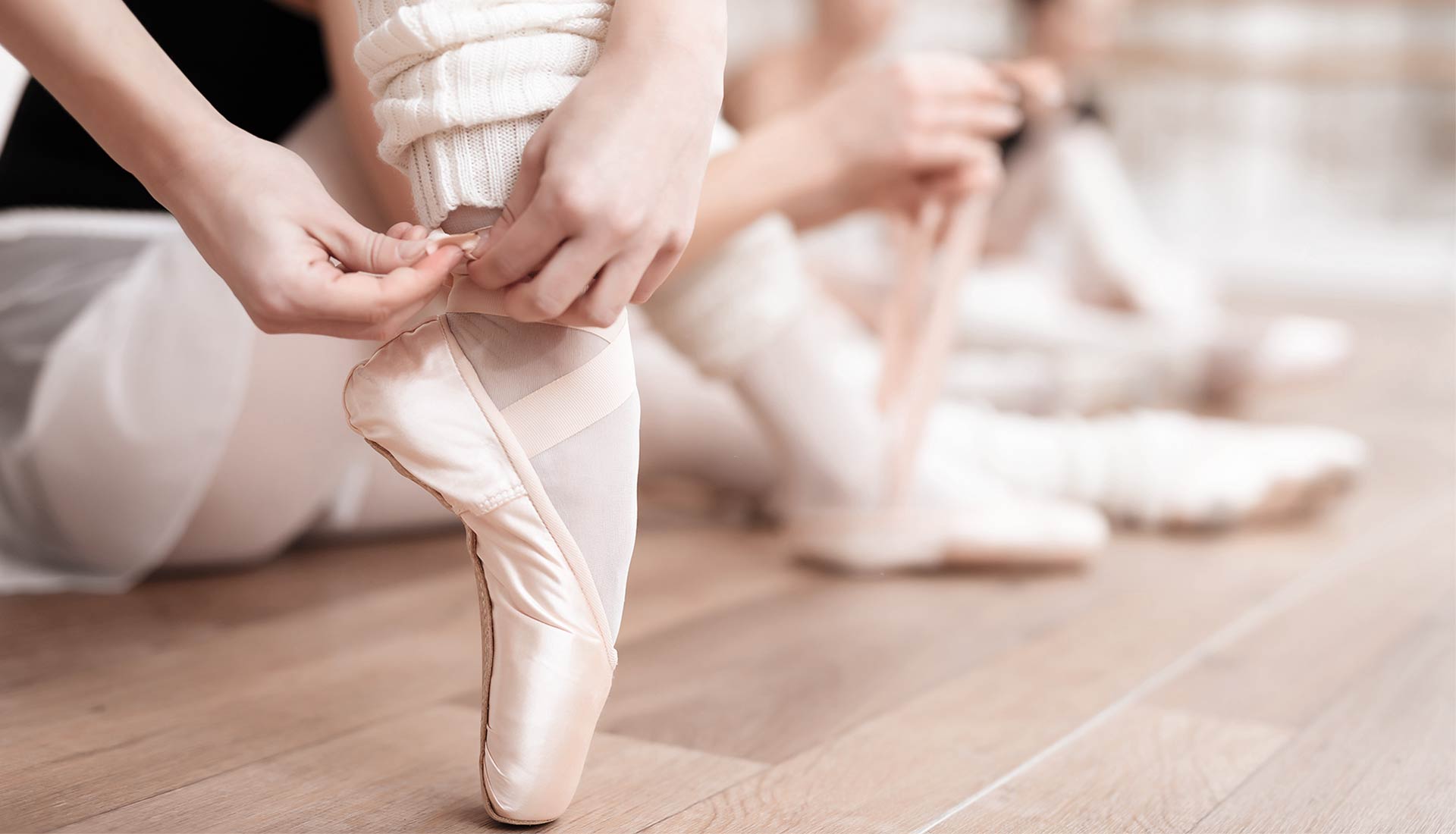 Estudio de danza en Linares, Academia de danza en Linares, Clases de danza en Linares, Escuela de danza en Jaén, Formación profesional en danza, Academia de baile en Linares, Clases de ballet en Linares, Escuela de danza clásica en Jaén, Danza contemporánea en Linares, Clases de flamenco para niños en Linares, Cursos de danza para adultos en Jaén, Formación en danza profesional en Jaén, Academia de ballet en la provincia de Jaén, Instalaciones para danza en Linares, Escuela de danza con suelo especial, Danza y salud en Jaén, Método profesional de enseñanza en danza, Espacios accesibles para bailar, ¿Dónde aprender danza en Linares?, Mejor academia de danza en Jaén, Clases de danza para principiantes en Linares, Curso intensivo de danza en Jaén, Horarios y precios de clases de danza en Linares, preparación para las pruebas de ingreso al Conservatorio Profesional de Danza, preparación para las pruebas del Conservatorio, instalaciones para danza en Linares, suelo especial para danza, academia de danza en Jaén, galas de danza en Linares, espectáculos de fin de curso, actuaciones de ballet y flamenco, formación en danza en Linares, clases de ballet en Jaén, preparación para conservatorio de danza, ballet para adultos, ballet en Linares, clases de ballet clásico en Jaén, introducción a la danza para niños y adultos, academia de ballet en Linares, técnicas de puntas en Linares, repertorio clásico de ballet en Jaén, clases de ballet avanzado en Linares, perfeccionamiento en ballet clásico, preparación pruebas conservatorio danza en Linares, clases para ingreso al Conservatorio Profesional de Danza en Jaén, academia de danza para acceso a conservatorios, formación profesional en danza Linares, ballet fitness en Linares, clases de ballet para adultos en Jaén, entrenamiento con ballet en Linares, bienestar físico y emocional a través del ballet, ballet contemporáneo en Linares, clases de danza moderna en Jaén, ballet musical para todas las edades, expresión artística a través de la danza