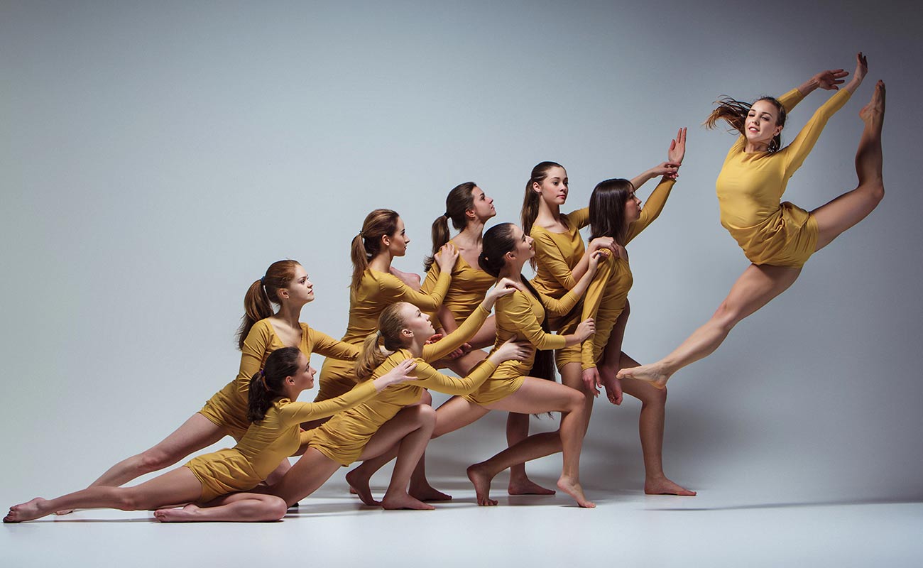 Estudio de danza en Linares, Academia de danza en Linares, Clases de danza en Linares, Escuela de danza en Jaén, Formación profesional en danza, Academia de baile en Linares, Clases de ballet en Linares, Escuela de danza clásica en Jaén, Danza contemporánea en Linares, Clases de flamenco para niños en Linares, Cursos de danza para adultos en Jaén, Formación en danza profesional en Jaén, Academia de ballet en la provincia de Jaén, Instalaciones para danza en Linares, Escuela de danza con suelo especial, Danza y salud en Jaén, Método profesional de enseñanza en danza, Espacios accesibles para bailar, ¿Dónde aprender danza en Linares?, Mejor academia de danza en Jaén, Clases de danza para principiantes en Linares, Curso intensivo de danza en Jaén, Horarios y precios de clases de danza en Linares, preparación para las pruebas de ingreso al Conservatorio Profesional de Danza, preparación para las pruebas del Conservatorio, instalaciones para danza en Linares, suelo especial para danza, academia de danza en Jaén, galas de danza en Linares, espectáculos de fin de curso, actuaciones de ballet y flamenco, formación en danza en Linares, clases de ballet en Jaén, preparación para conservatorio de danza, ballet para adultos, ballet en Linares, clases de ballet clásico en Jaén, introducción a la danza para niños y adultos, academia de ballet en Linares, técnicas de puntas en Linares, repertorio clásico de ballet en Jaén, clases de ballet avanzado en Linares, perfeccionamiento en ballet clásico, preparación pruebas conservatorio danza en Linares, clases para ingreso al Conservatorio Profesional de Danza en Jaén, academia de danza para acceso a conservatorios, formación profesional en danza Linares, ballet fitness en Linares, clases de ballet para adultos en Jaén, entrenamiento con ballet en Linares, bienestar físico y emocional a través del ballet, ballet contemporáneo en Linares, clases de danza moderna en Jaén, ballet musical para todas las edades, expresión artística a través de la danza
